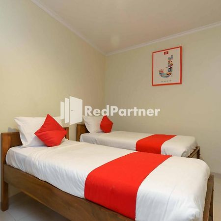 Jo Residence Syariah Redpartner Jacarta Exterior foto