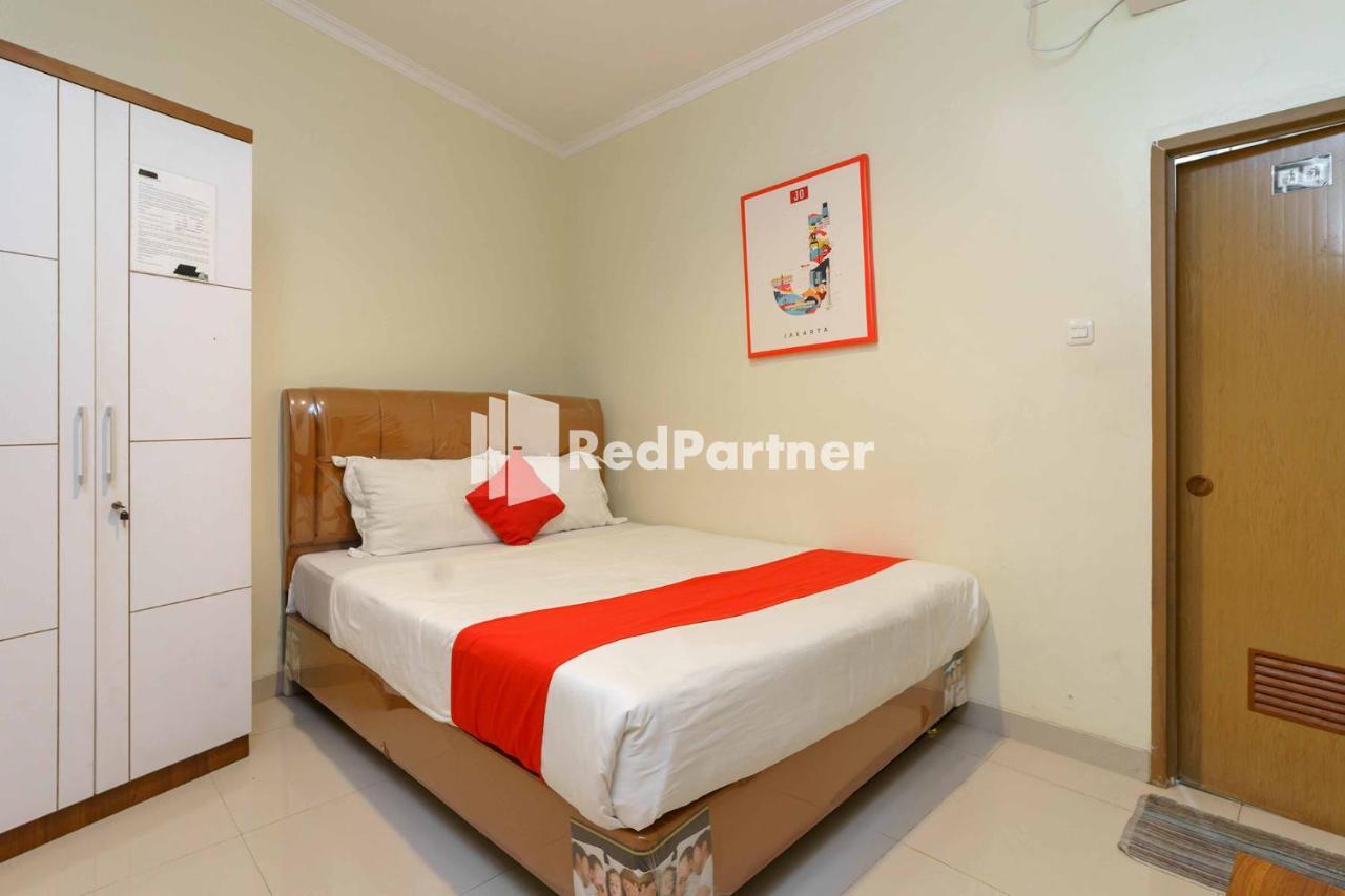 Jo Residence Syariah Redpartner Jacarta Exterior foto