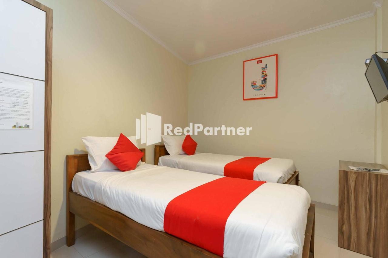 Jo Residence Syariah Redpartner Jacarta Exterior foto