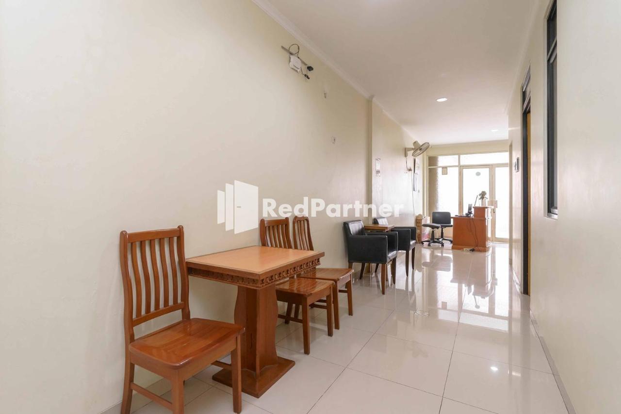 Jo Residence Syariah Redpartner Jacarta Exterior foto