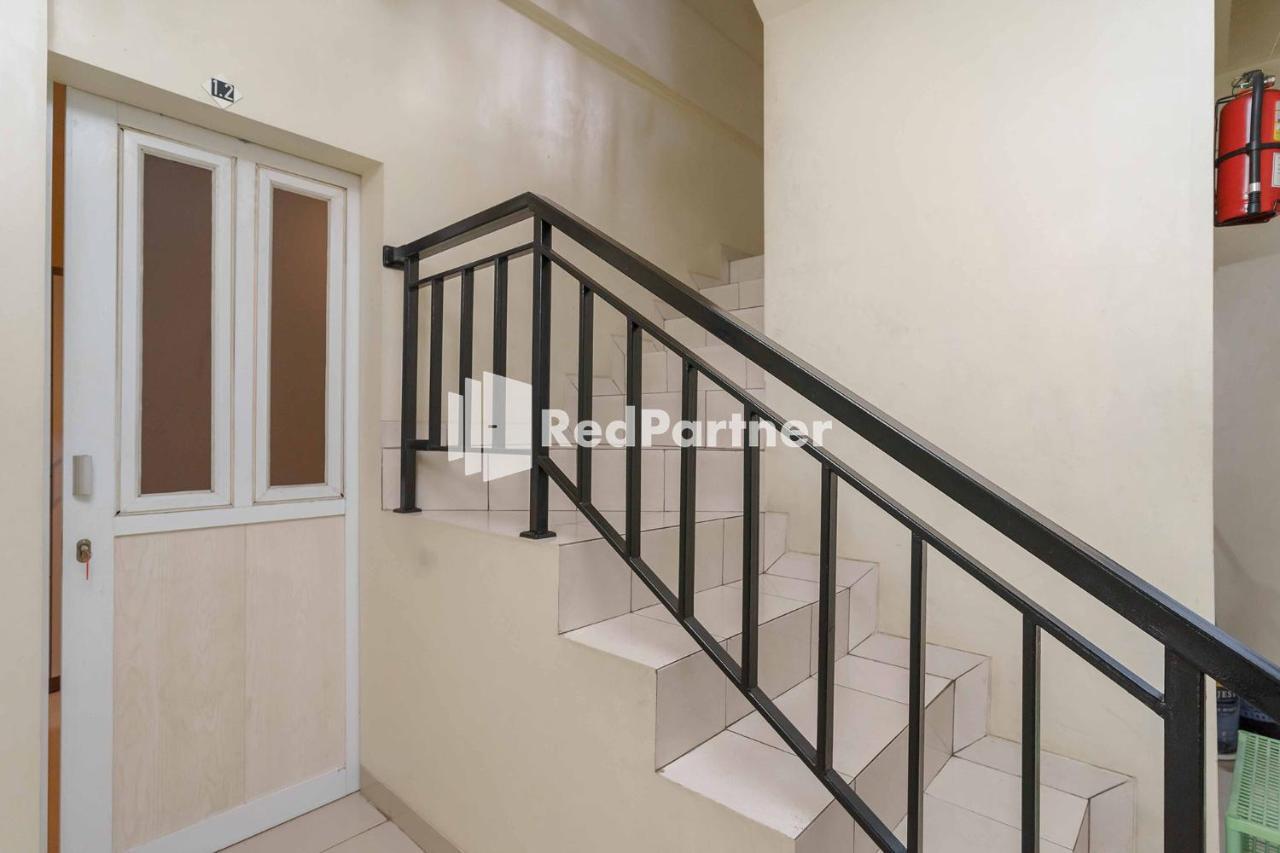 Jo Residence Syariah Redpartner Jacarta Exterior foto