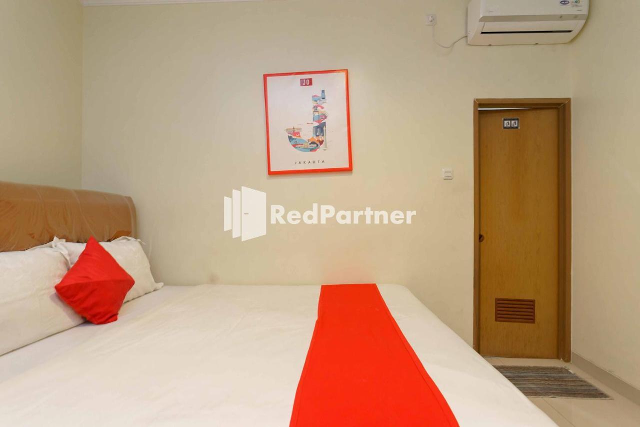 Jo Residence Syariah Redpartner Jacarta Exterior foto